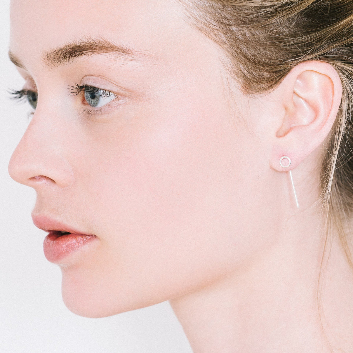 Boucles d'oreilles en argent par la créatrice belge Aurore Havenne