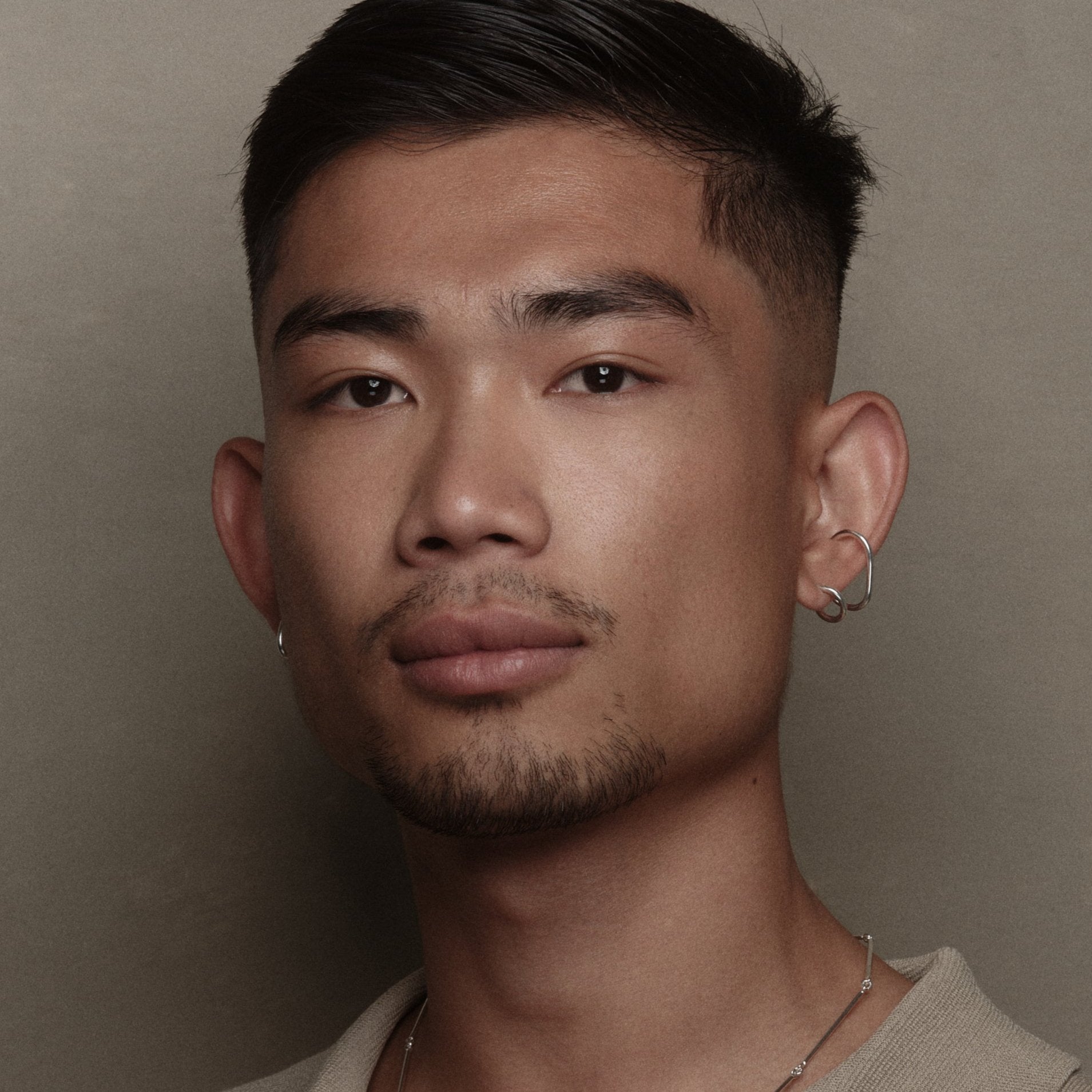 Boucle d'oreille Gloria en argent par la créatrice Aurore Havenne