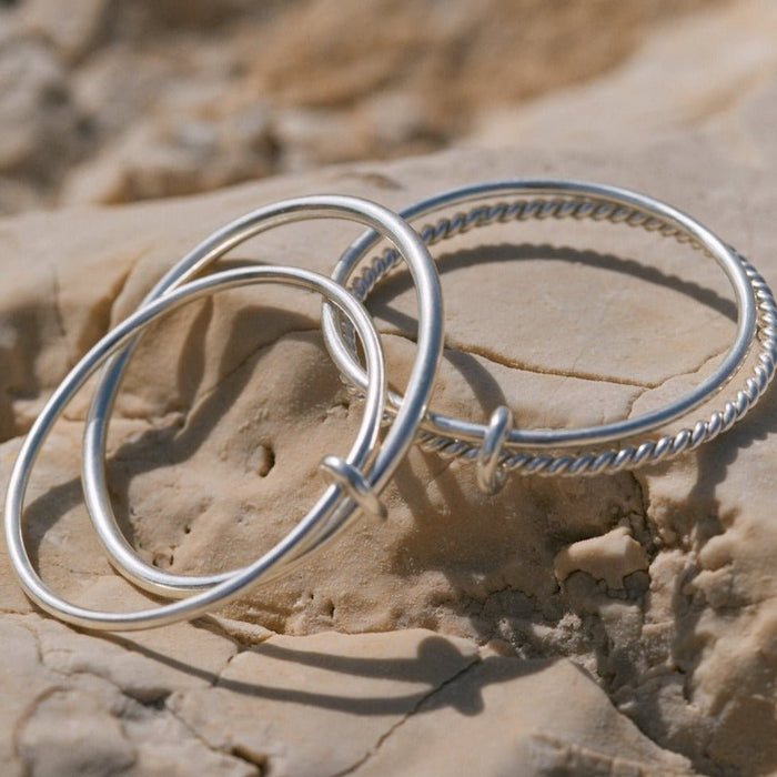 bracelet intemporel et minimaliste, unisexe, madalina en argent collection icons bruxelles