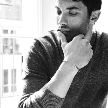 Bijoux en argent plaqué or unisexe par la créatrice belge Aurore Havenne